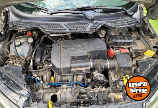 Camionetas - Ford Ecosport Titanium Kinetic 2014 GNC 196000Km - En Venta