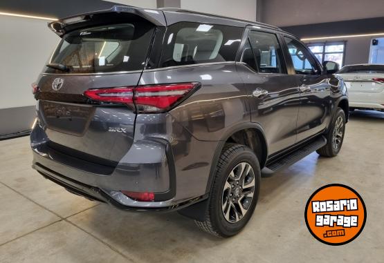 Camionetas - Toyota SW4 SRX 2.8L 4X4 AT 2026 Diesel 0Km - En Venta