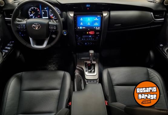 Camionetas - Toyota SW4 SRX 2.8L 4X4 AT 2026 Diesel 0Km - En Venta