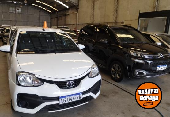 Autos - Toyota ETIOS caja manual 6 2023 Nafta - En Venta