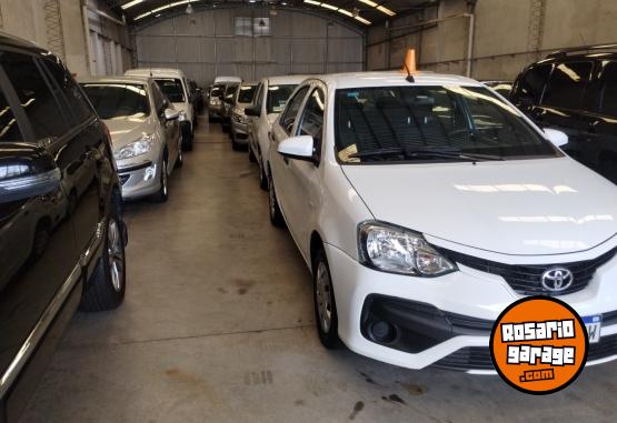 Autos - Toyota ETIOS caja manual 6 2023 Nafta - En Venta