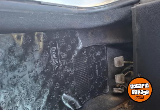 Autos - Peugeot 206 2005 Diesel 225000Km - En Venta