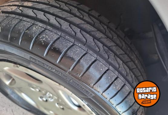 Autos - Peugeot 206 2005 Diesel 225000Km - En Venta