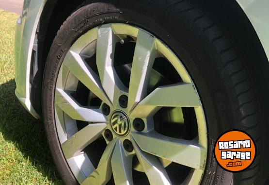 Autos - Volkswagen Golf 2019 Nafta 99893Km - En Venta