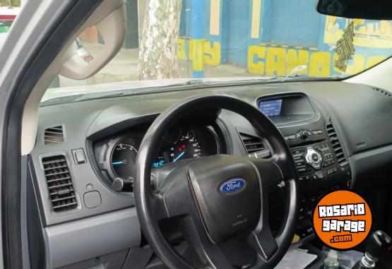 Camionetas - Ford Ranger 2018 Diesel 110000Km - En Venta