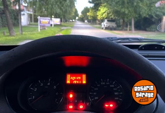 Utilitarios - Renault KANGOO 2 1.6 EX 1 PLC CON 2014 GNC 229000Km - En Venta