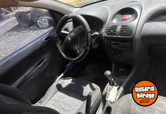 Autos - Peugeot 206 XR 1.4 2005 Nafta 239000Km - En Venta