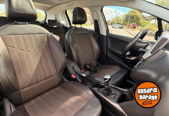 Autos - Peugeot 2008 2018 Nafta 134000Km - En Venta