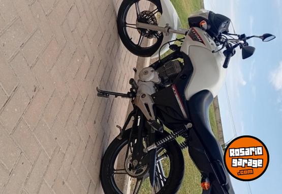 Motos - Honda TITAN NEW 2021 Nafta 31000Km - En Venta