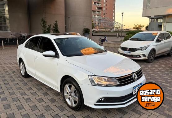 Autos - Volkswagen Vento Highline 1.4 TSI Au 2017 Nafta 115000Km - En Venta