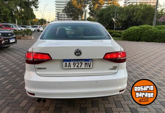 Autos - Volkswagen Vento Highline 1.4 TSI Au 2017 Nafta 115000Km - En Venta
