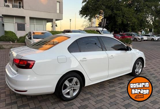 Autos - Volkswagen Vento Highline 1.4 TSI Au 2017 Nafta 115000Km - En Venta