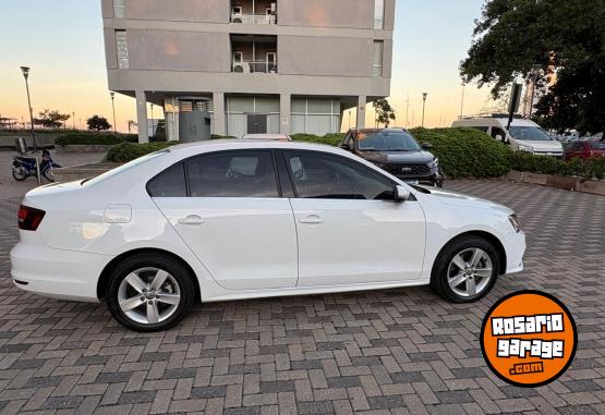 Autos - Volkswagen Vento Highline 1.4 TSI Au 2017 Nafta 115000Km - En Venta