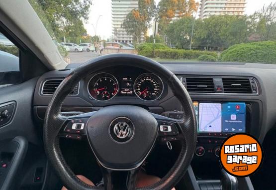 Autos - Volkswagen Vento Highline 1.4 TSI Au 2017 Nafta 115000Km - En Venta