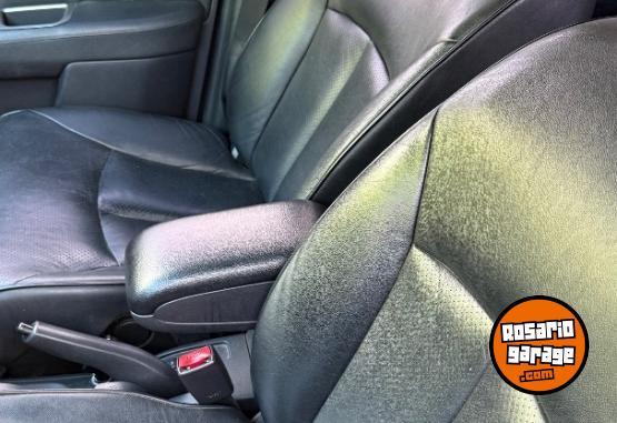 Autos - Nissan Tiida 2010 Nafta 117000Km - En Venta