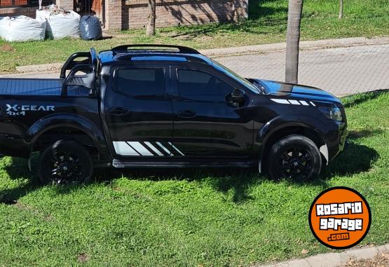 Camionetas - Nissan Frontier 2023 Diesel 23500Km - En Venta