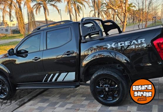 Camionetas - Nissan Frontier 2023 Diesel 23500Km - En Venta