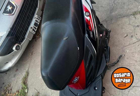 Motos - Yamaha YAMAHA CYGNUS RAY ZR 2018 Nafta 25200Km - En Venta