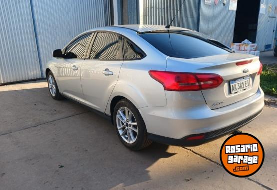 Autos - Ford FOCUS 2016 Nafta 110000Km - En Venta