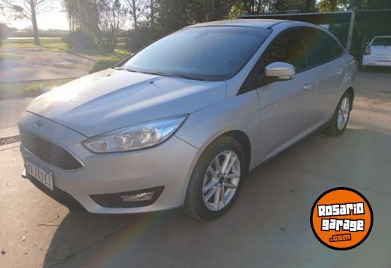 Autos - Ford FOCUS 2016 Nafta 110000Km - En Venta