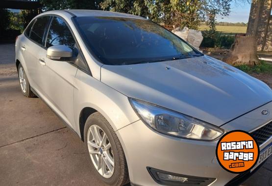 Autos - Ford FOCUS 2016 Nafta 110000Km - En Venta