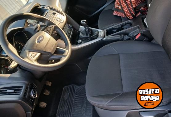 Autos - Ford FOCUS 2016 Nafta 110000Km - En Venta
