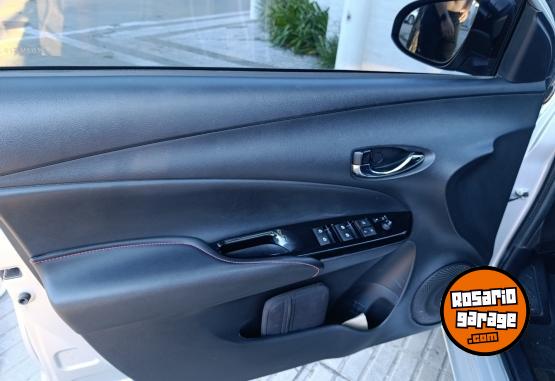 Autos - Toyota Yaris Corolla Cruze focus 2021 Nafta 62800Km - En Venta