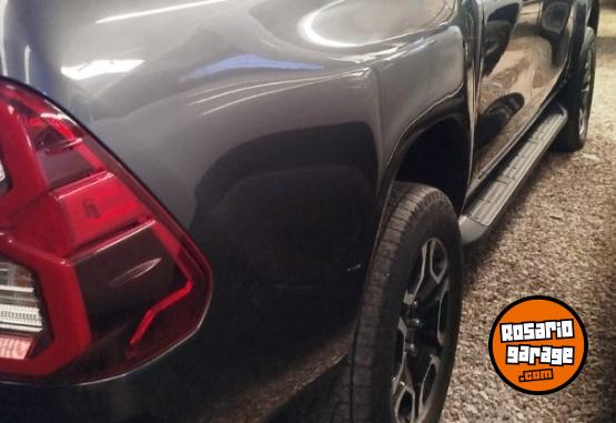 Camionetas - Toyota Hilux srx 4x2 autom�tica 2021 Diesel 112000Km - En Venta