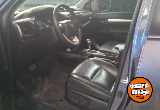 Camionetas - Toyota Hilux srx 4x2 autom�tica 2021 Diesel 112000Km - En Venta