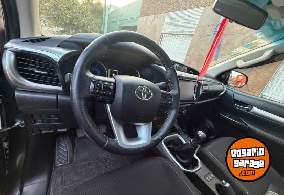 Camionetas - Toyota Toyota Hilux Srv 2020 Diesel 90000Km - En Venta