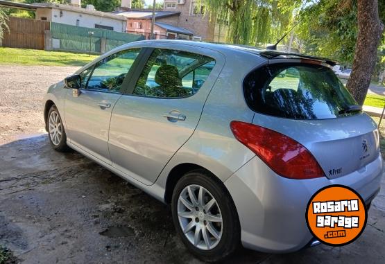 Autos - Peugeot 308 2013 Nafta 150000Km - En Venta