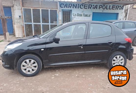 Autos - Peugeot 2010 2010 Nafta 210000Km - En Venta