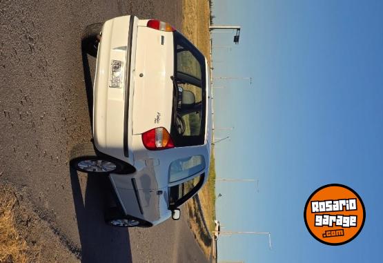 Autos - Fiat Palio 2007 Nafta 150000Km - En Venta