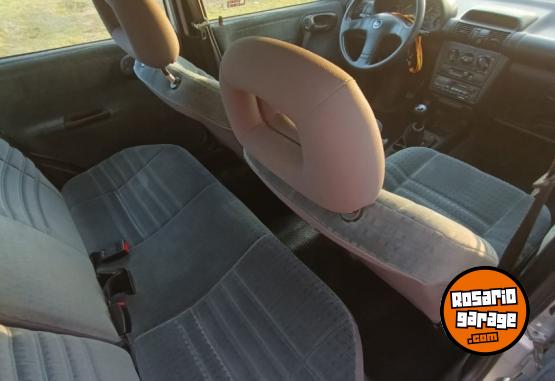 Autos - Chevrolet Corsa GLS 16v. 1998 Nafta 106000Km - En Venta