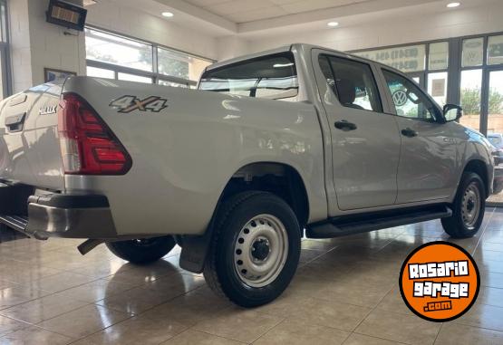 Camionetas - Toyota HILUX DX 2020 Diesel 41745Km - En Venta