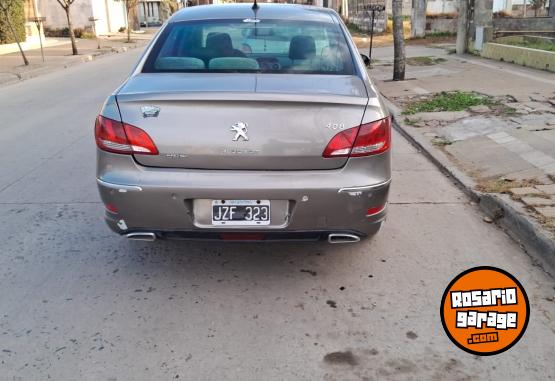 Autos - Peugeot 408 2011 Nafta 234000Km - En Venta