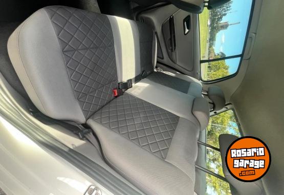 Autos - Volkswagen FOX 2015 Nafta 140000Km - En Venta