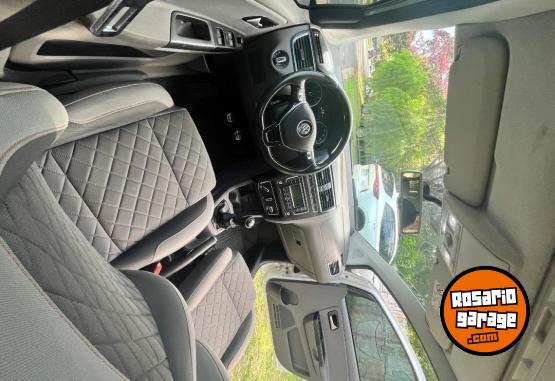 Autos - Volkswagen FOX 2015 Nafta 140000Km - En Venta