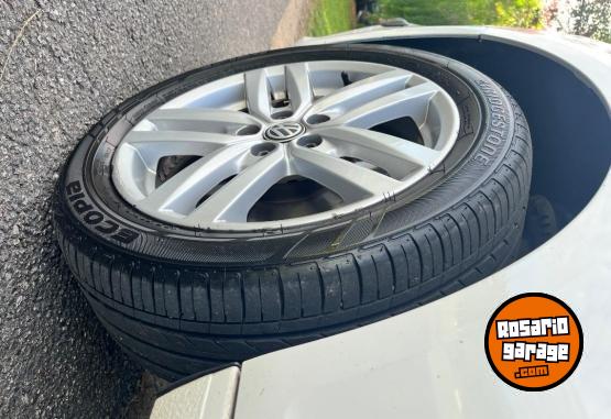 Autos - Volkswagen FOX 2015 Nafta 140000Km - En Venta