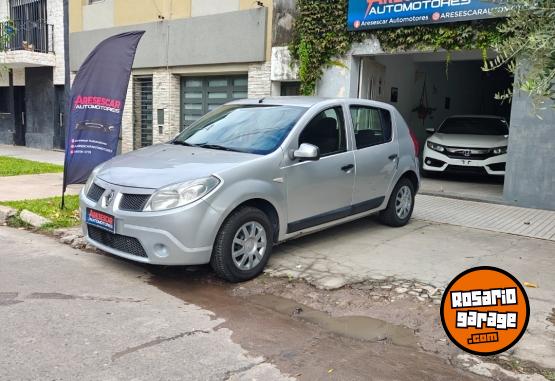 Autos - Renault sandero 2011 Nafta 180000Km - En Venta