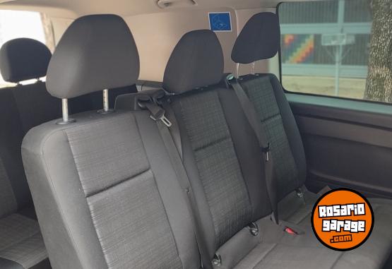 Utilitarios - Mercedes Benz Vito Plus AA 2018 Diesel 140000Km - En Venta