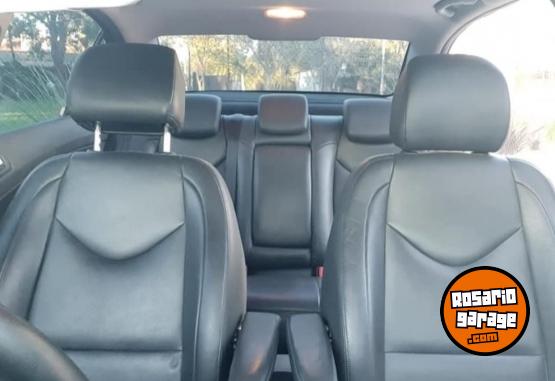 Autos - Peugeot Allure nav + 2012 Diesel 180000Km - En Venta