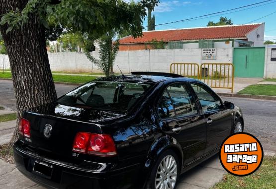 Autos - Volkswagen Bora 2009 Nafta 180000Km - En Venta