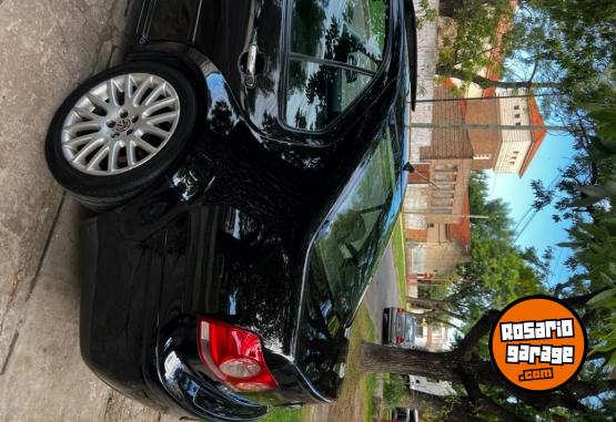 Autos - Volkswagen Bora 2009 Nafta 180000Km - En Venta