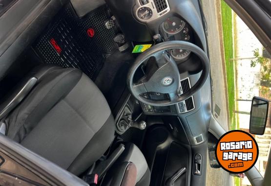 Autos - Volkswagen Bora 2009 Nafta 180000Km - En Venta