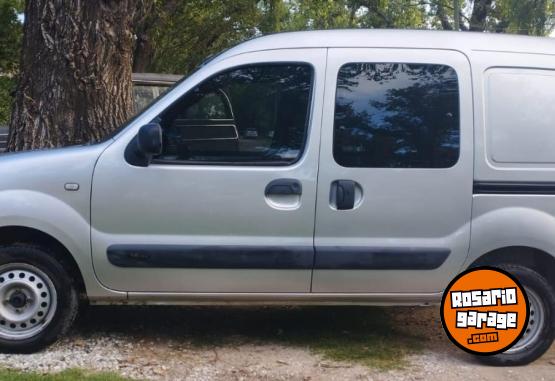 Utilitarios - Renault Kangoo 2018 Nafta 180Km - En Venta
