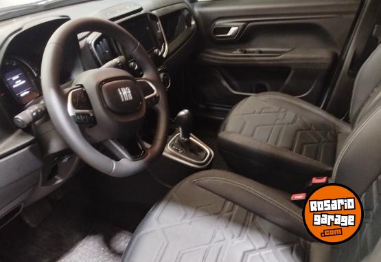 Autos - Fiat STRADA D/C VOLCANO 1.3 T 2025 Nafta 26800Km - En Venta
