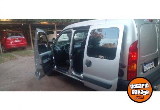 Utilitarios - Renault Kangoo 2018 GNC 142000Km - En Venta