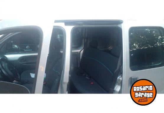 Utilitarios - Renault Kangoo 2018 GNC 142000Km - En Venta