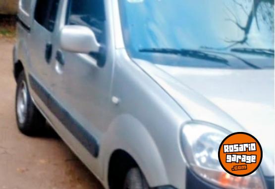 Utilitarios - Renault Kangoo 2018 GNC 142000Km - En Venta